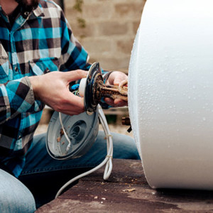 Réparation d'un chauffe-eau électrique défectueux